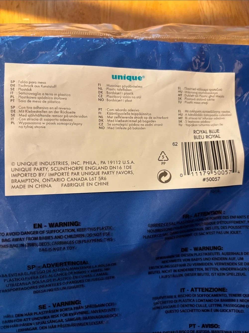 Nique Party Blue Plastic Pleated Table Skirt